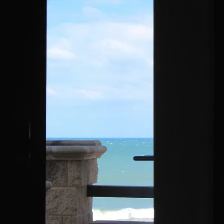 Il Principe Del Mare Alojamento de Acomodação e Pequeno-almoço 3*